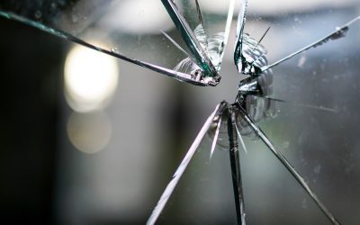 Should you repair or replace your glass windows?